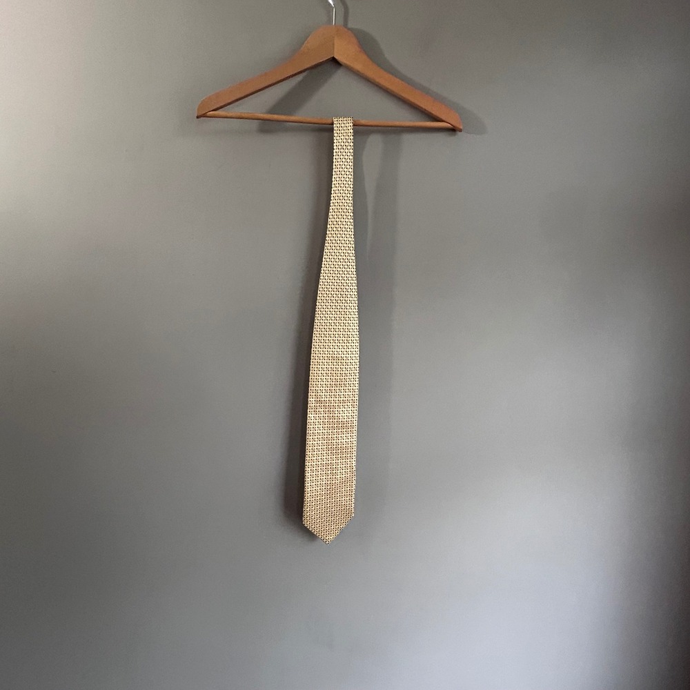 Alexander Julian American Modern Gold Geometric Silk Tie Mens Classic Formal